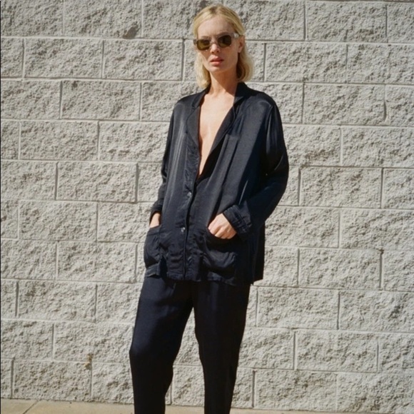 XiRena JULES JACKET MIDNIGHT Holiday Satin Blazer size Large - Picture 3 of 14